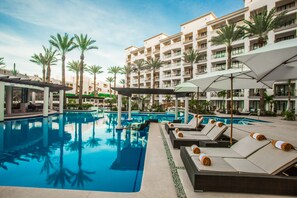 4 outdoor pools, a heated pool, cabanas (surcharge), pool umbrellas - Hyatt Ziva Los Cabos- All Inclusive (San José del Cabo)