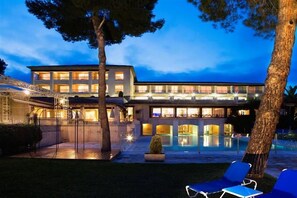 Front of property - evening/night - LE MAS D Artigny AND SPA (La Colle-sur-Loup)