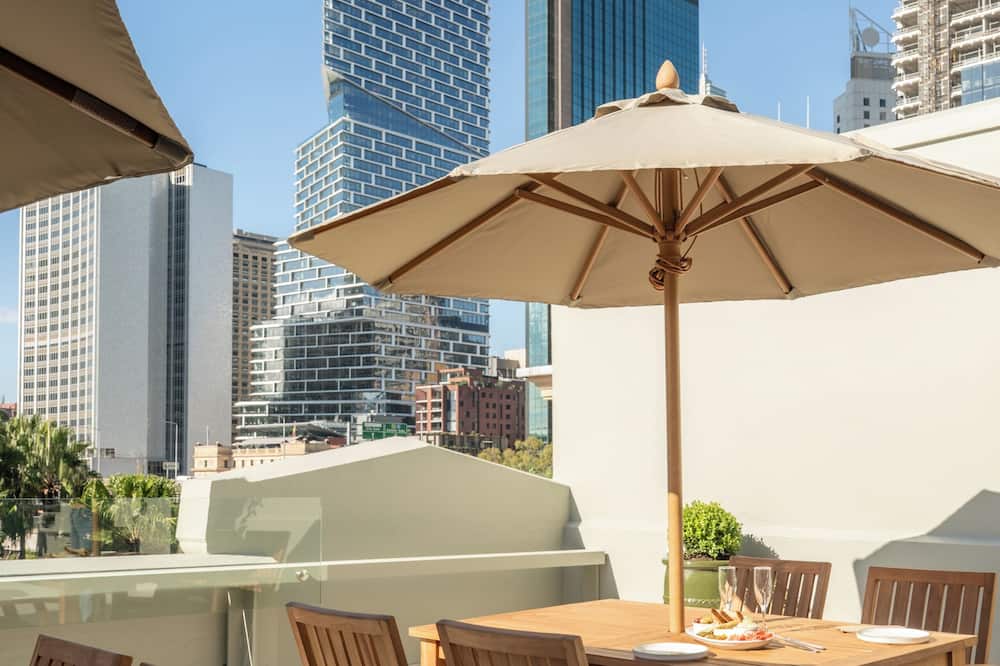 The Russell Boutique Hotel