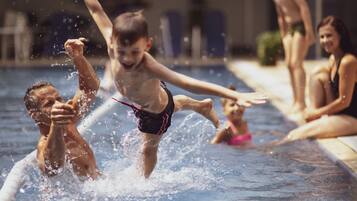 Indoor pool, seasonal outdoor pool, sun loungers