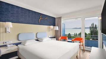 Coffres-forts dans les chambres, Wi-Fi gratuit, draps fournis