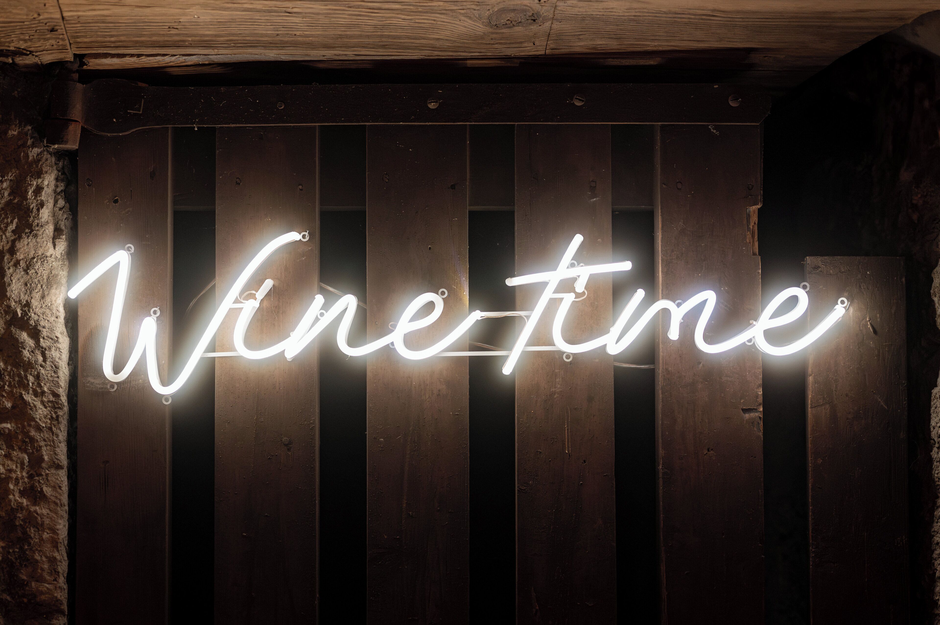 lunch and dinner served, french cuisine