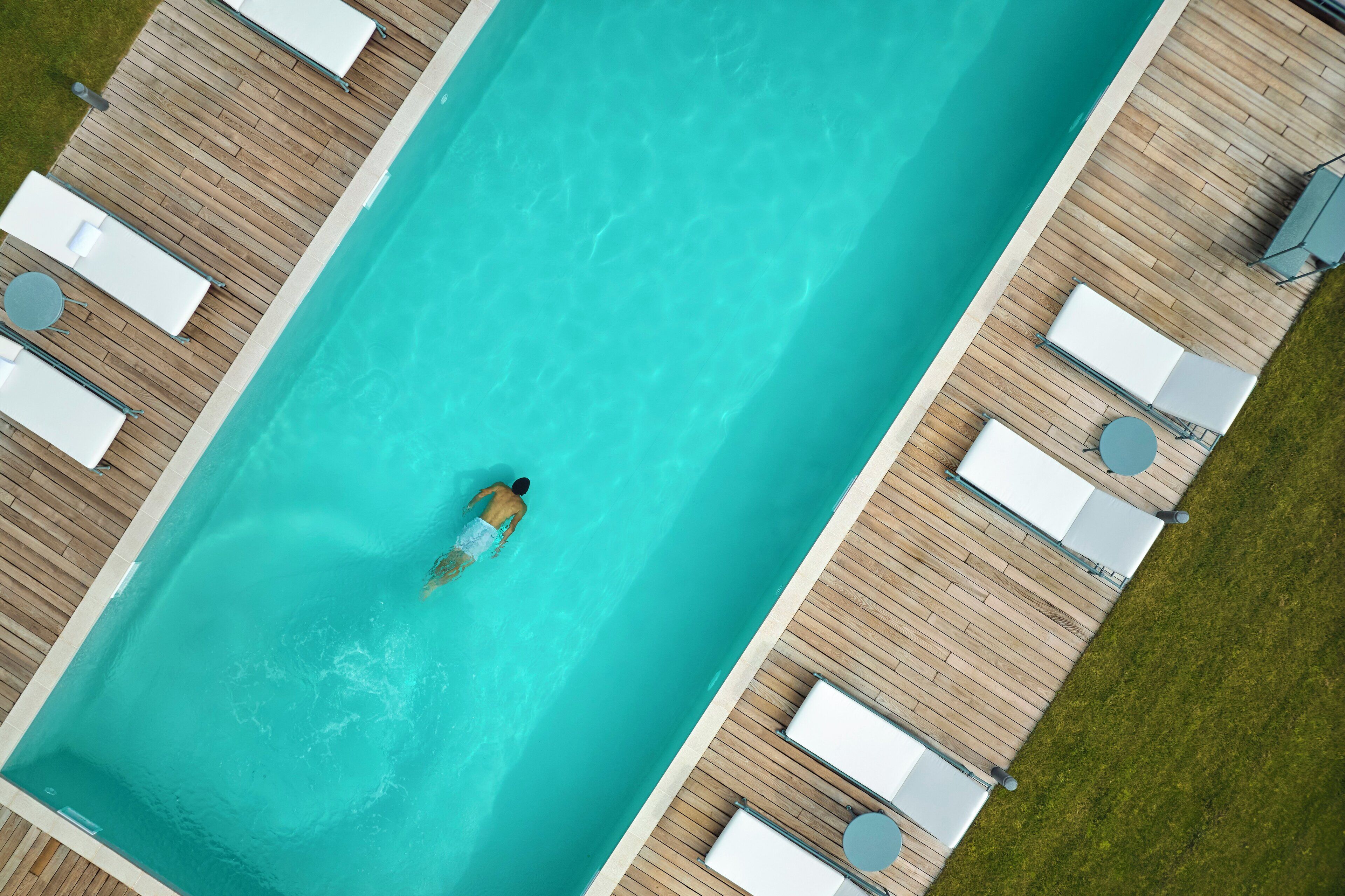 Seasonal outdoor pool, open 8:00 AM to 7:00 PM, sun loungers