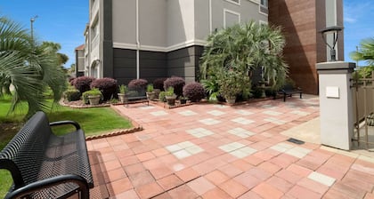 La Quinta Inn & Suites by Wyndham Prattville