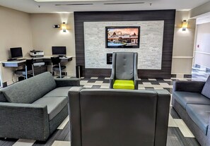 Lobby - La Quinta Inn & Suites by Wyndham Prattville (Prattville)
