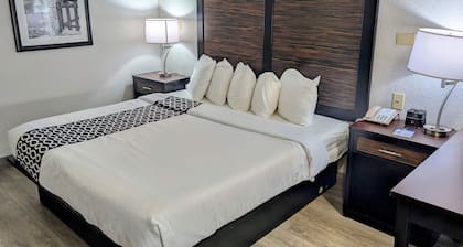 La Quinta Inn & Suites by Wyndham Prattville