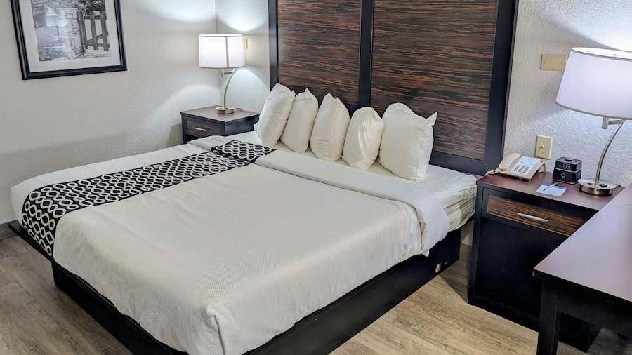 La Quinta Inn & Suites by Wyndham Prattville