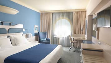 Premium bedding, down duvets, Tempur-Pedic beds, minibar