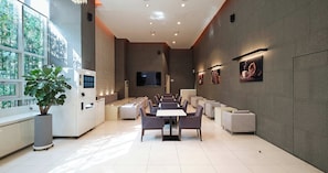 ロビーラウンジ