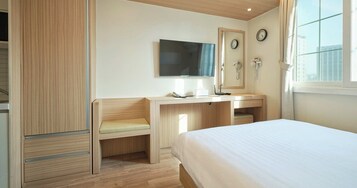 開放式客房, 1 張標準雙人床 | 遮光窗簾/窗簾、免費 Wi-Fi、床單