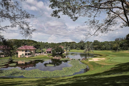 ジ エンパイア ブルネイの宿泊予約｜格安・最安値【トラベルコ】