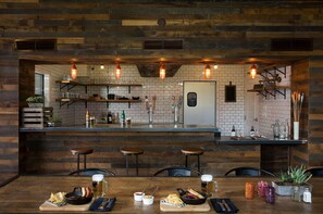 Bar (di hartanah)
