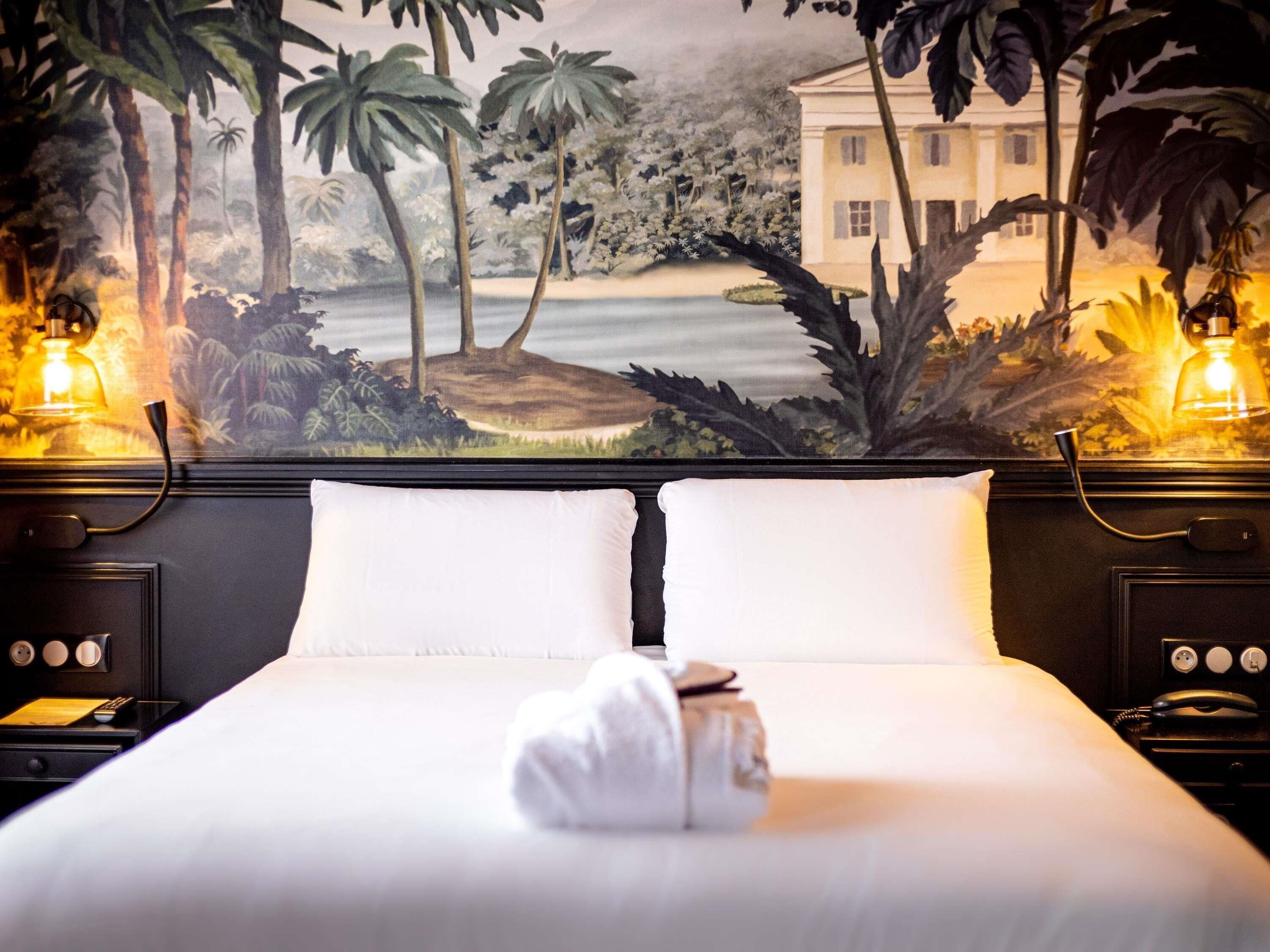 premium bedding, minibar, individually decorated, individually furnished