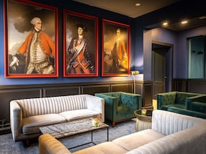 Bar (on property) - Mercure Rochefort La Corderie Royale (Rochefort)