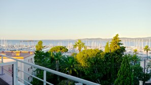Privilege Double Room, SEA VIEW  | In-room safe, individually decorated, individually furnished, desk - Hotel & Spa Brise de Mer (Saint-Raphael)