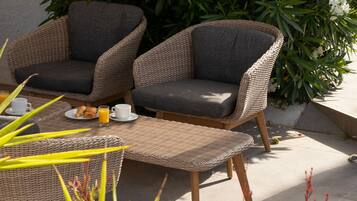 Bar (in der Unterkunft)