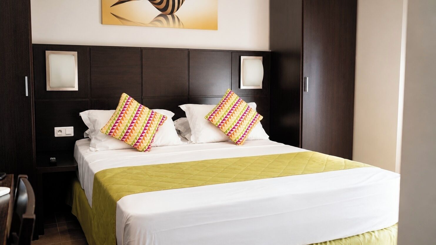 Chambre Supérieure Double, Terrasse | Literie de qualité supérieure, minibar, coffres-forts dans les chambres