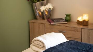 Sauna, body treatments, Swedish massages, Thai massages, body wraps