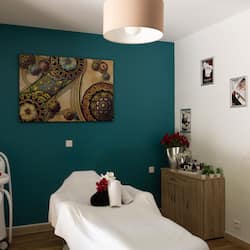 Un sauna, tratamientos corporales, masajes suecos, masajes tailandeses