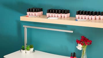 Sauna, body treatments, Swedish massages, Thai massages, body wraps