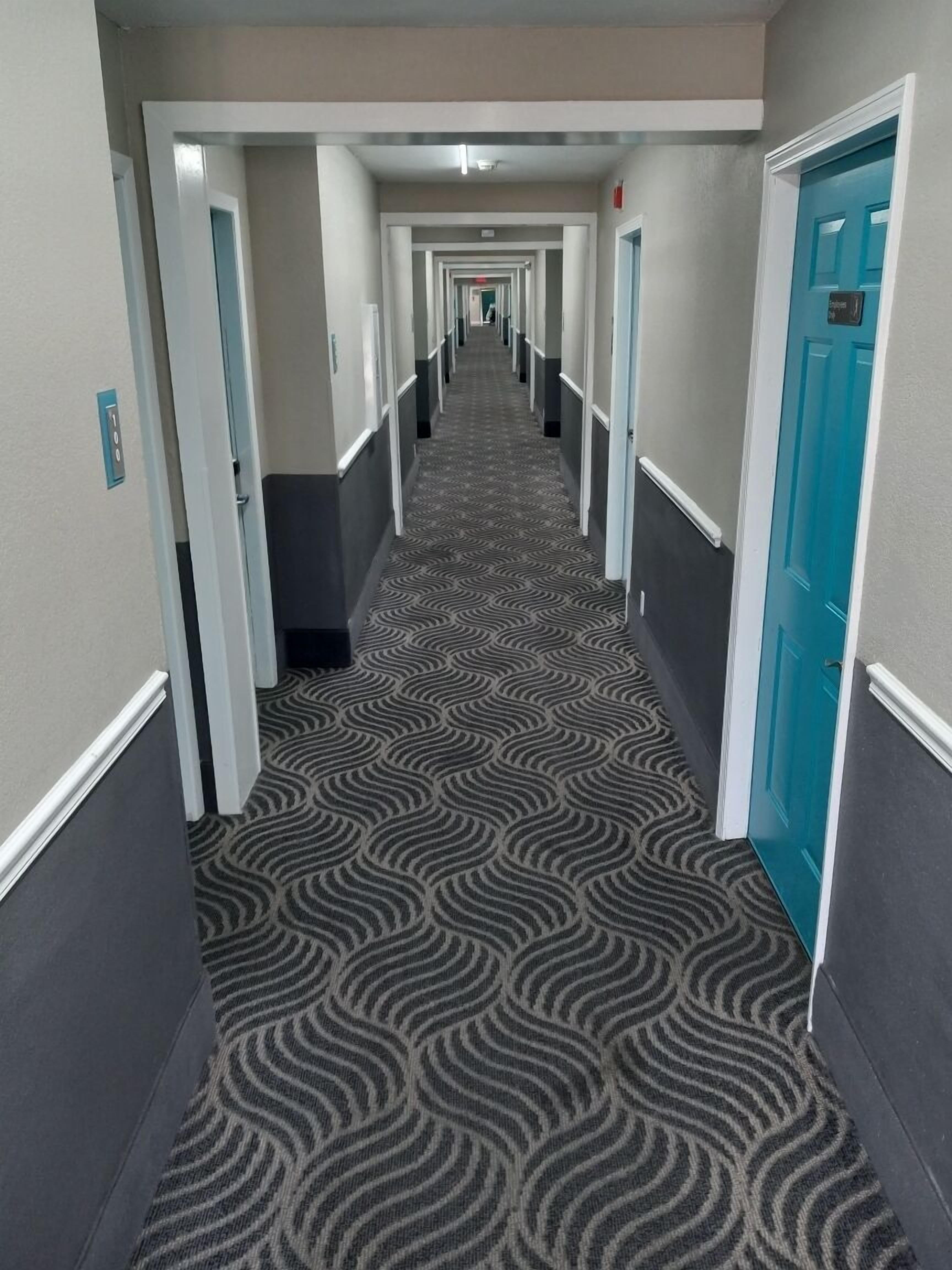 Photo - Travelodge by Wyndham San Antonio Downtown Northeast