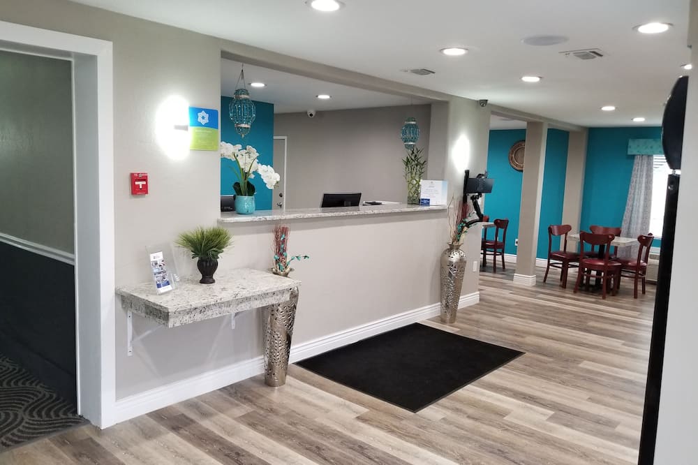 Travelodge by Wyndham San Antonio Downtown Northeast