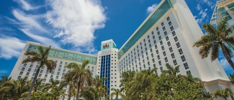 Fachada de la propiedad