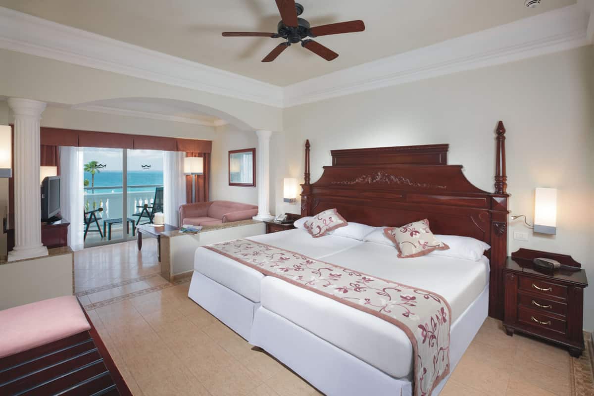 Minibar, in-room safe, blackout curtains, iron/ironing board