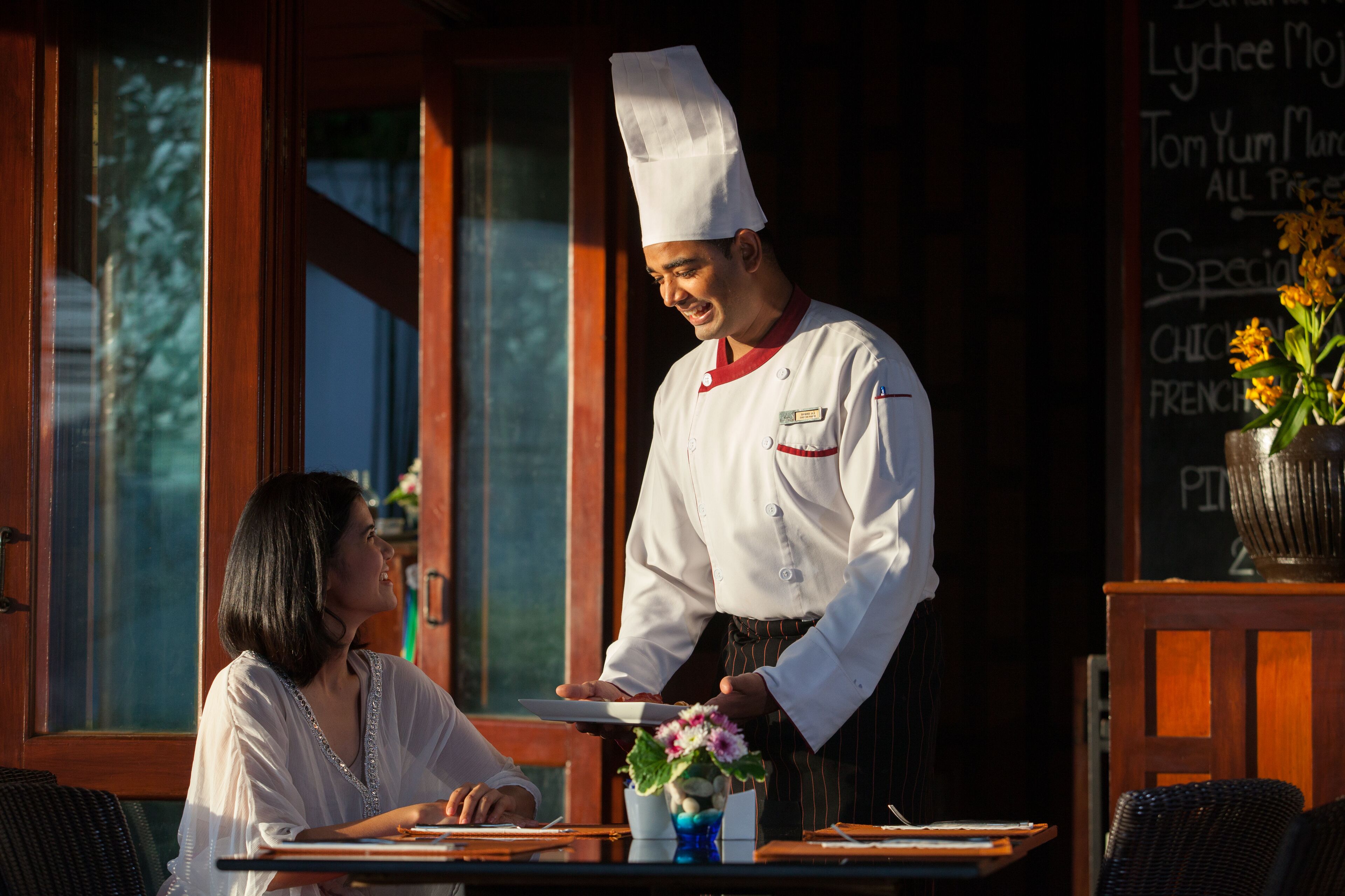 daily buffet breakfast (thb 550 per person)