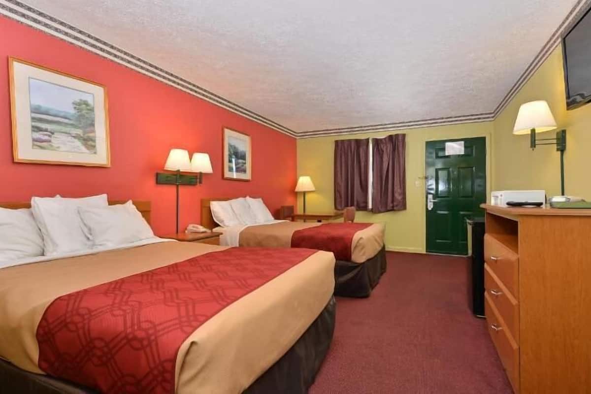 Ropa de cama de alta calidad y tabla de planchar con plancha