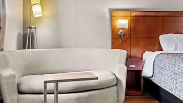 Premium bedding, iron/ironing board, free WiFi, bed sheets