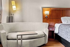 Premium bedding, iron/ironing board, free WiFi, bed sheets