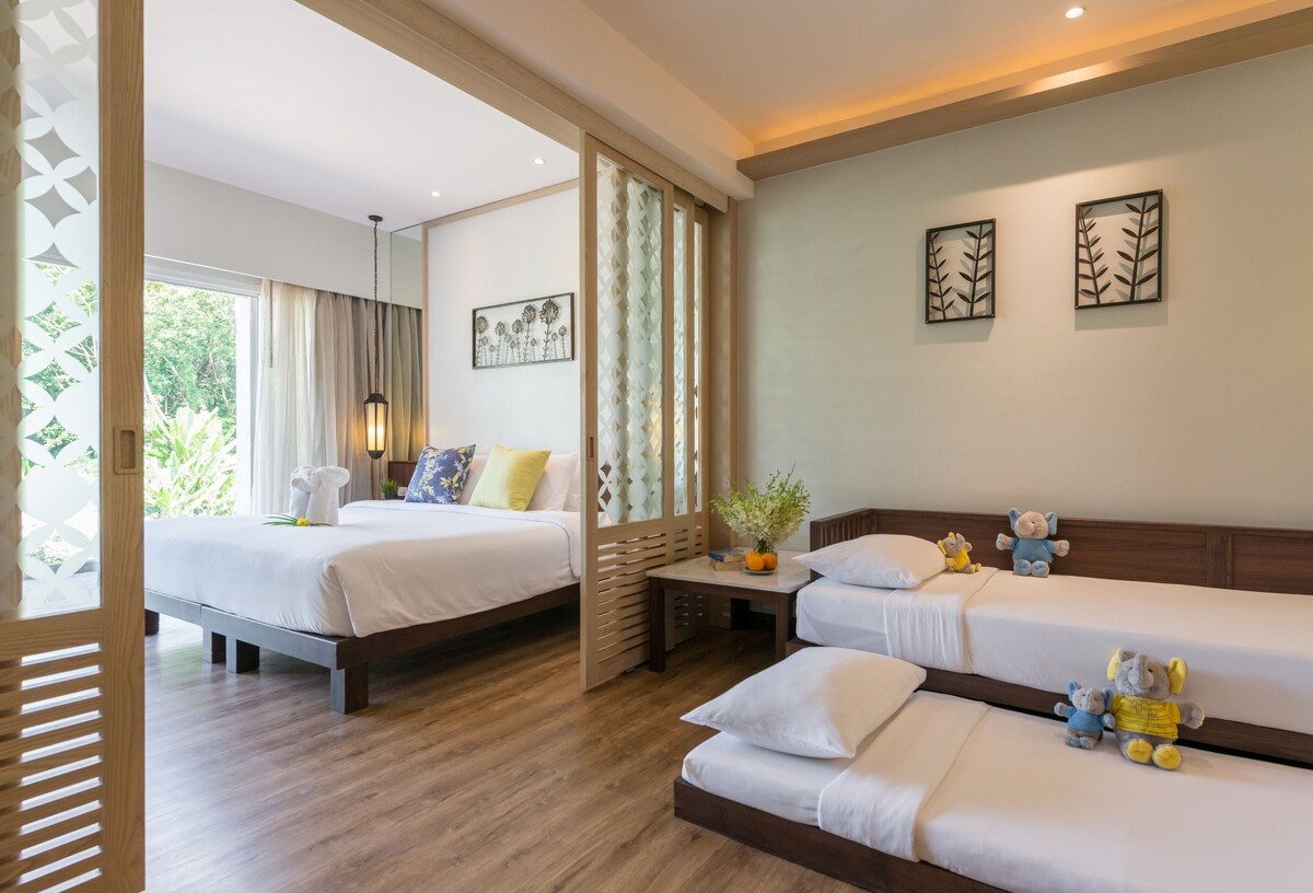 Katathani Phuket Beach Resort