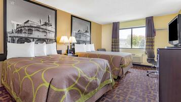 Habitación doble, 2 camas matrimoniales | Decoración personalizada, muebles diferentes y escritorio