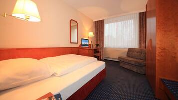 Camera singola | Una scrivania, Wi-Fi gratuito, lenzuola