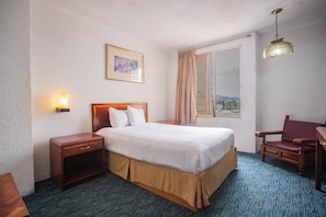 Standard Room, 1 Double Bed | Bathroom | Shower, free toiletries, hair dryer, towels - Hotel San Jorge (Saltillo)