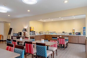 Desayuno buffet incluido todos los días