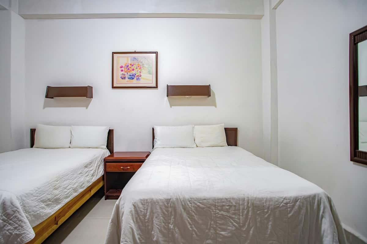Chambre Standard, 2 lits doubles | Wi-Fi gratuit, draps fournis