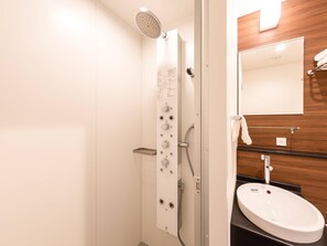 Premium bedding, in-room safe, desk, laptop workspace - Comfort Inn Tokyo Roppongi (Tokyo)