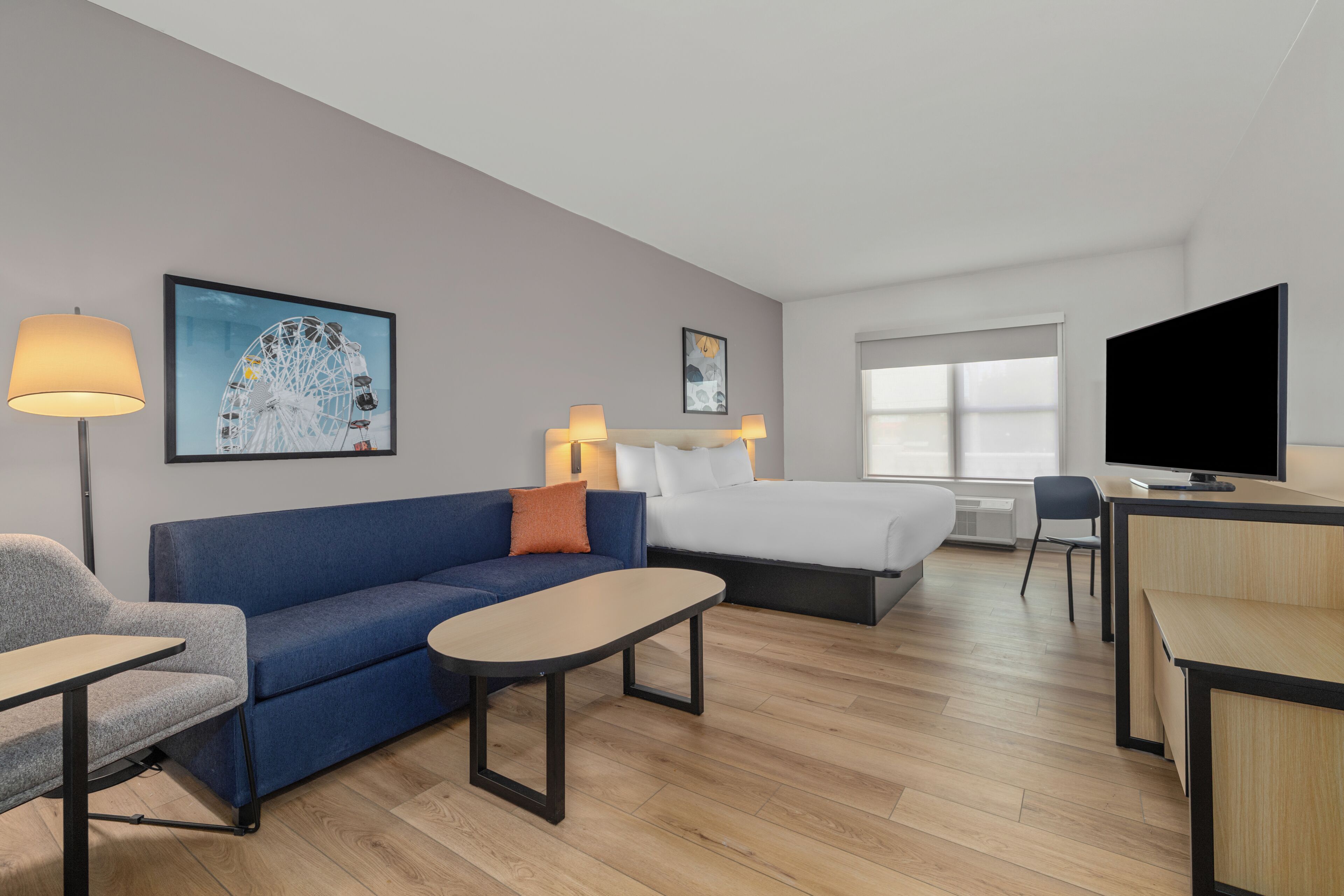 Estudio, 1 cama King size y sofá cama, para no fumadores | Ropa de cama hipoalergénica y caja de seguridad en la habitación 