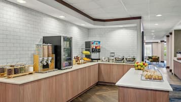 Sudah termasuk sarapan ala kontinental setiap hari