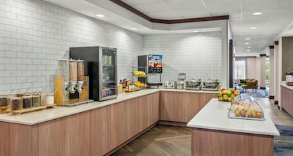 Fairfield Inn and Suites by Marriott Marion