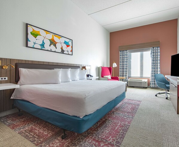 Hypo-allergenic bedding, in-room safe, desk, laptop workspace