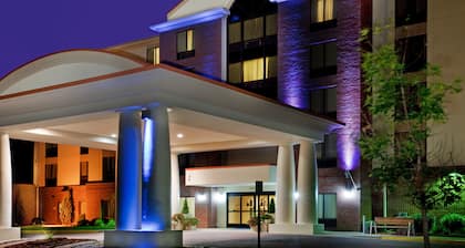 Holiday Inn Express Hotel & Suites Chesapeake, an IHG Hotel