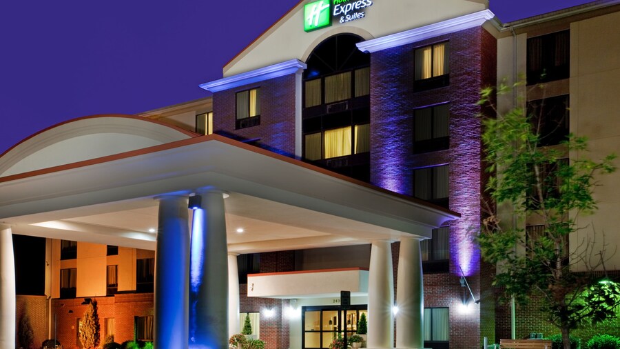 Holiday Inn Express Hotel & Suites Chesapeake by IHG