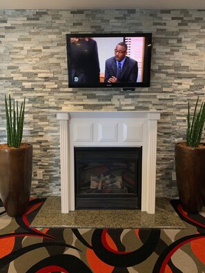 Lobby sitting area - Comfort Inn & Suites Gatesville (Gatesville)