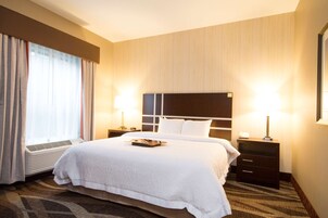 Cortinas blackout, tabla de planchar con plancha y cunas gratuitas 