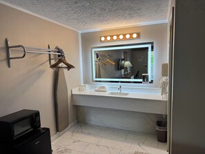 Bathroom sink - South Shore Inn (Sandusky)