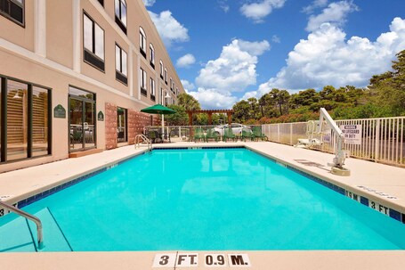 Wingate by Wyndham Destin FL - Image 11