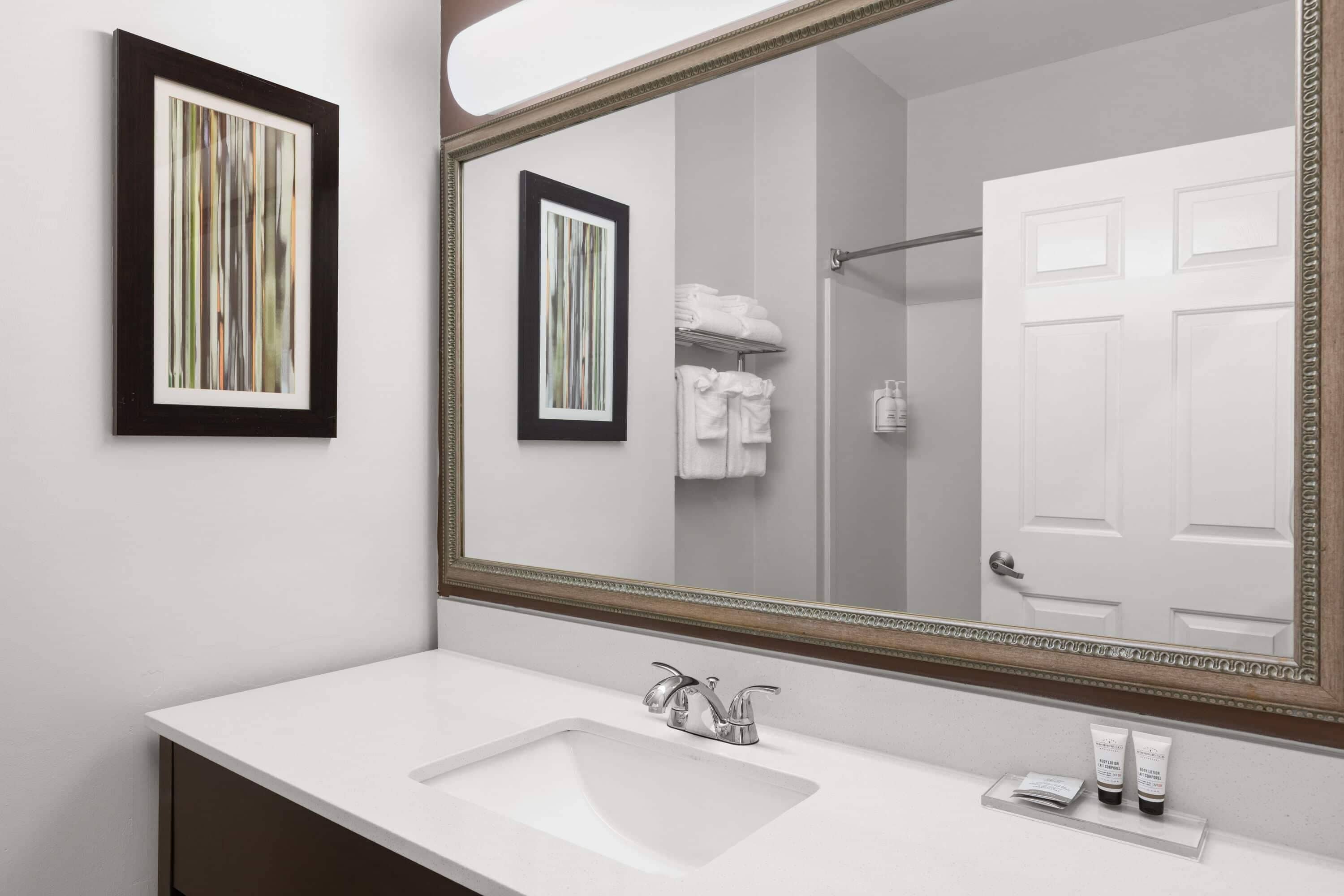 Photo - Wingate by Wyndham Destin